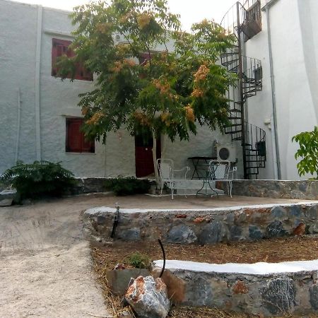 Kalapo Apartment Tseratsiá 外观 照片