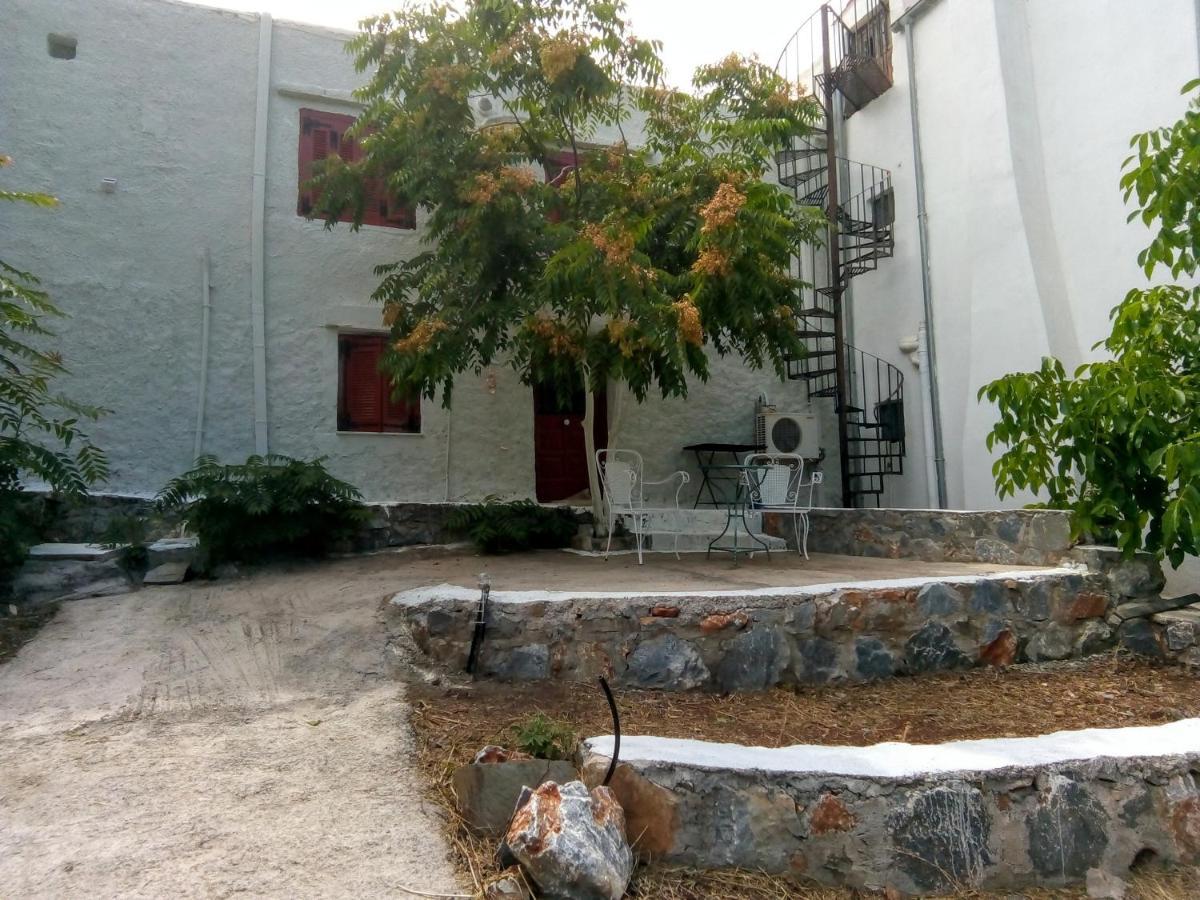 Kalapo Apartment Tseratsiá 外观 照片
